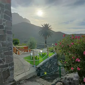 Casa Ninas Alojera